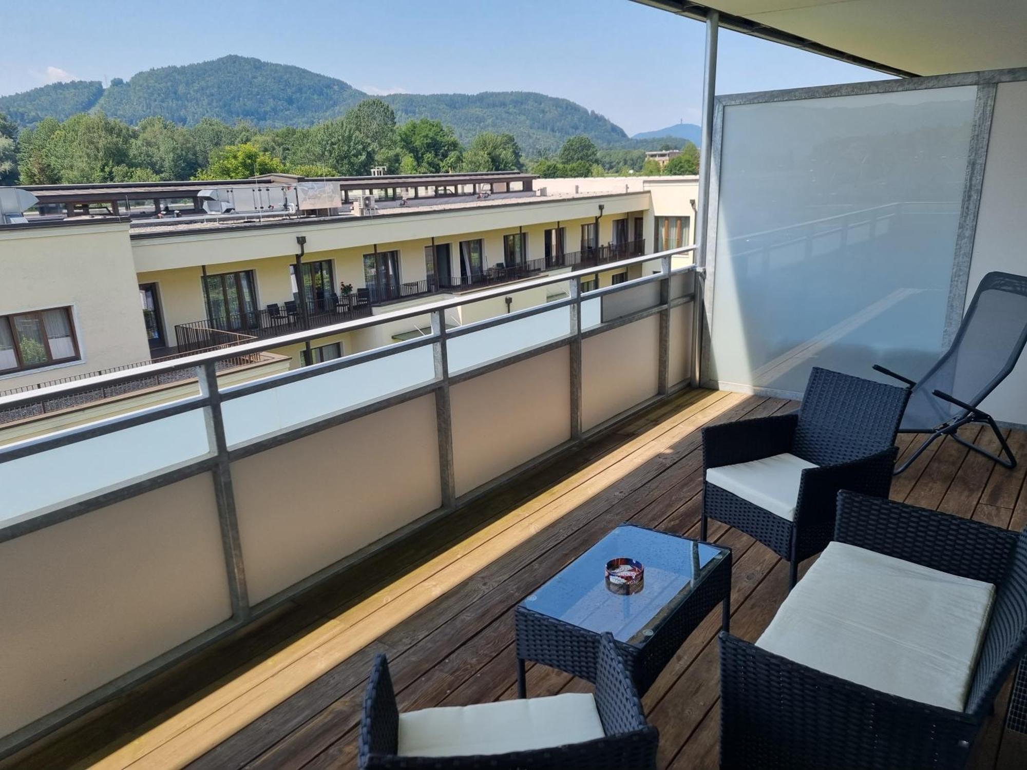 Traumapartment Neben Universitaet Und Lakeside In Klagenfurt Am Woerthersee ! Zewnętrze zdjęcie